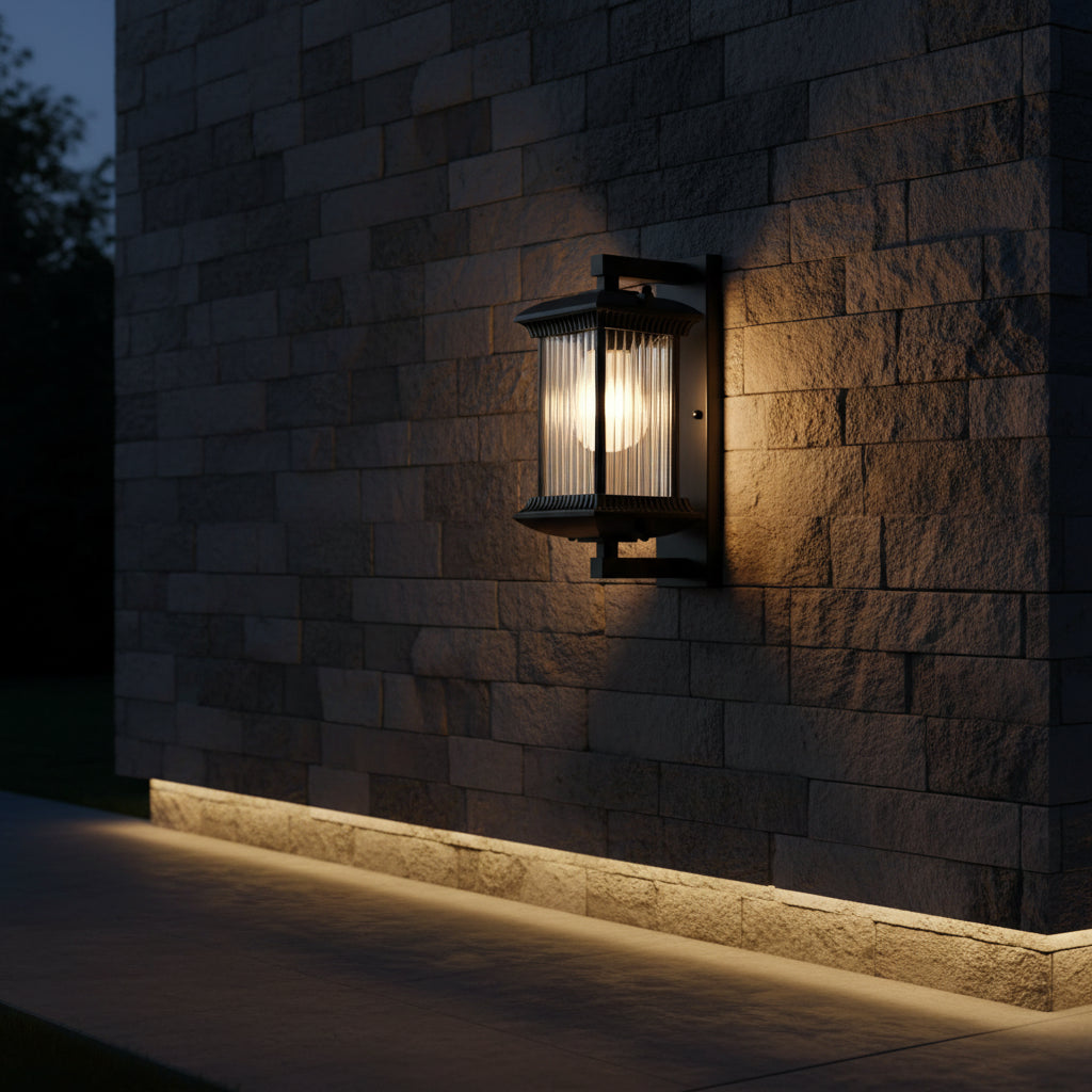 Retro Style IP65 Outdoor LED Wall Light in Black Aluminum for Garden and Porch